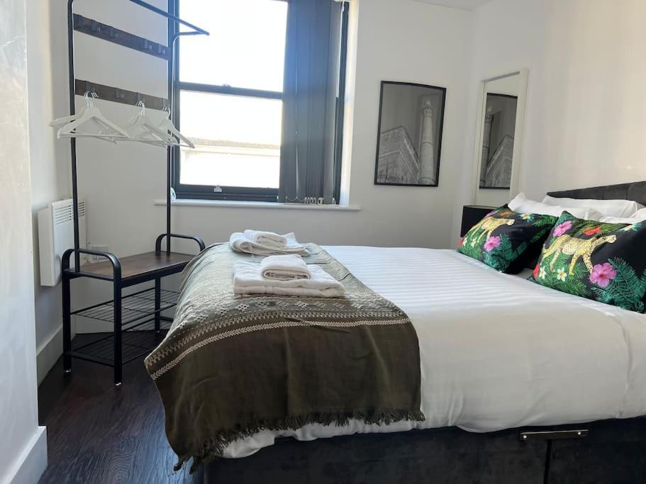 Mathew Street 1 Bed Apt Sleeps 6 Liverpool Exterior photo